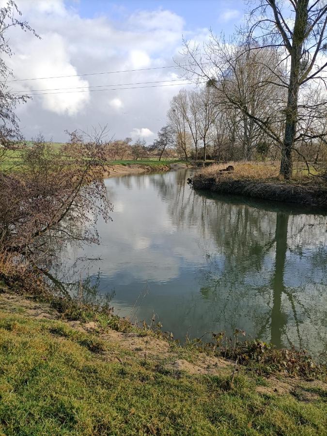 Gite Dans Le Pre Hesdin L'Abbe Carly Exterior photo